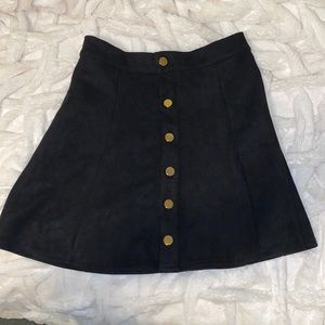 ✨black faux suede skirt